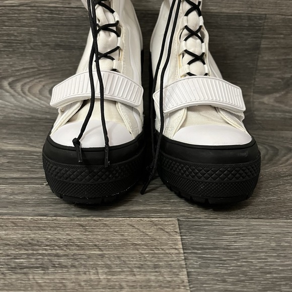 Converse Boots Womens Size 7 Chuck Taylor All Star GR82 White Black Platform - Picture 3 of 13